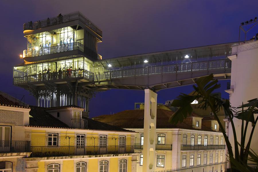 Elevador de Santa Justa at Night