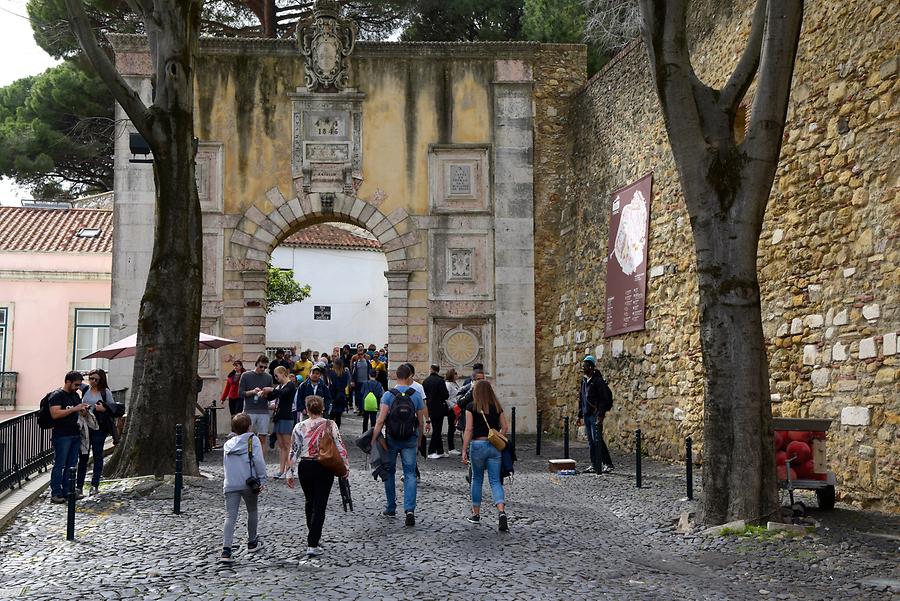 São Jorge Castle - Entrance Gate