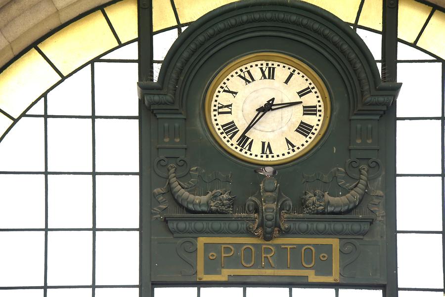 São Bento Railway Station