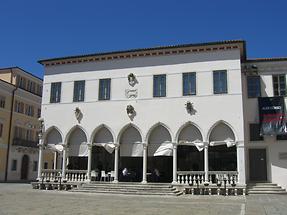 Koper Loggia Palace