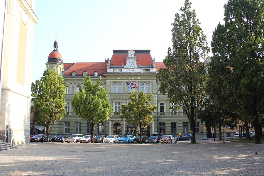 Central Post Office