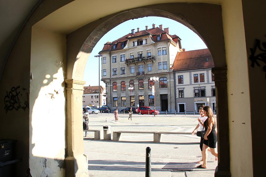 Way to Cathedral Square