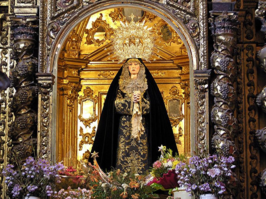 Arcos de la Frontera - Altar of Holy Mary in San Pedro