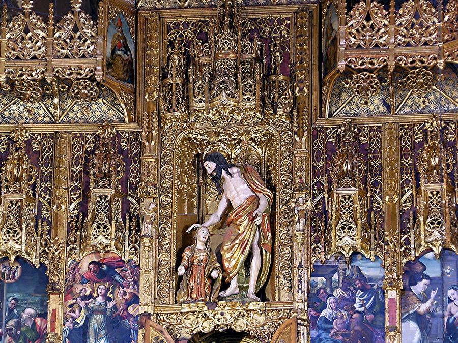 Arcos de la Frontera - High altar of San Pedro