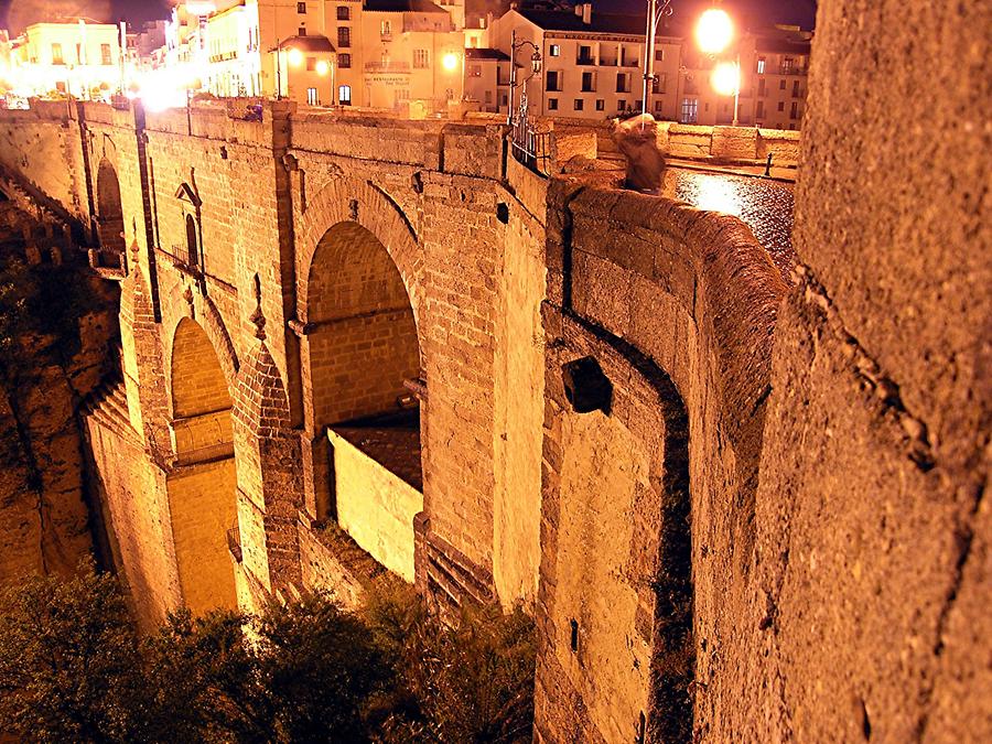 Ronda at night