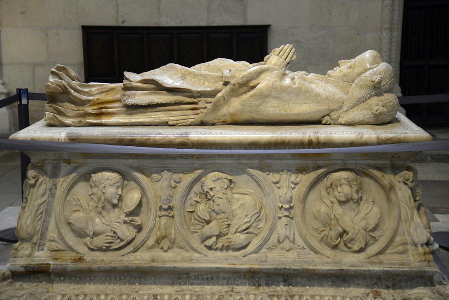 Burgos - Cathedral, Tombs