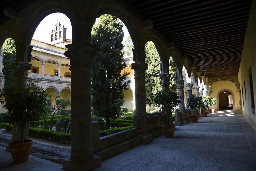 Monastery of Yuste - Cloister