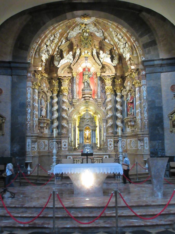 Azpeitia Loiola - Sanctuary of Loyola - Alter