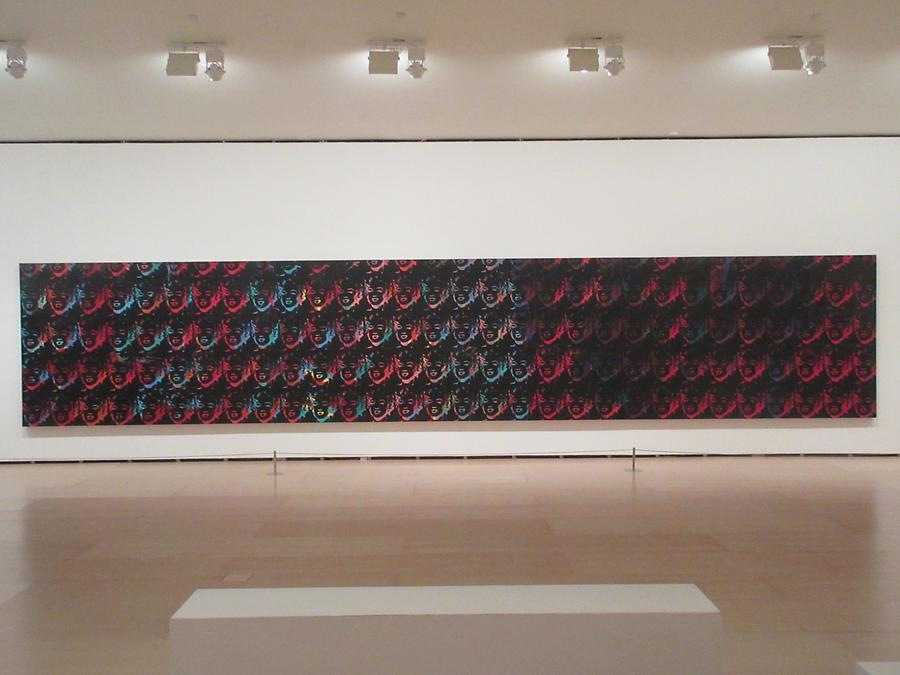 Bilbao - Guggenheim Museum - 'One Hundred and Fifty Multcolored Marilyns' 1979