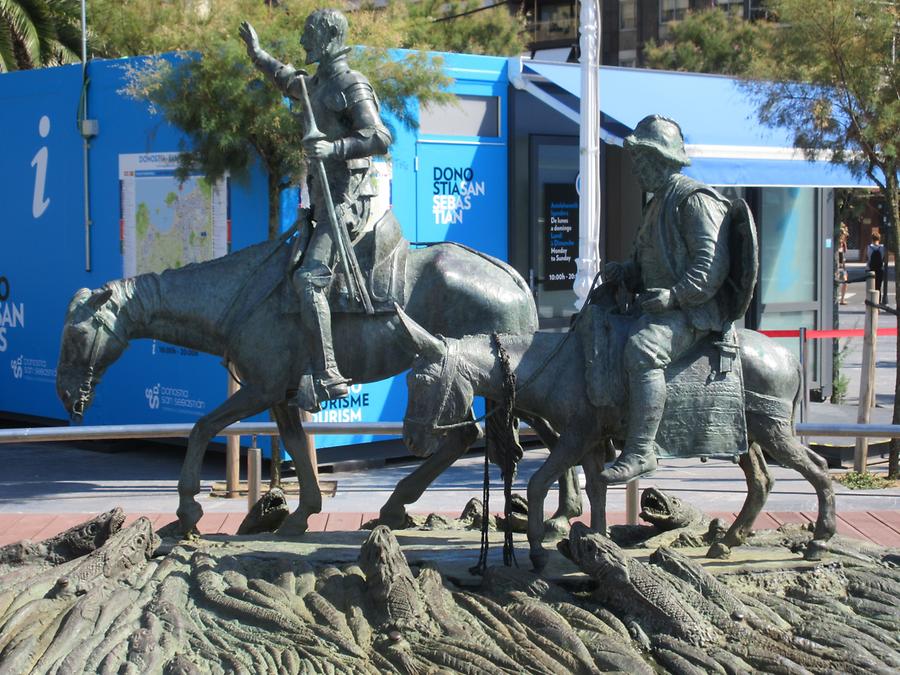 San Sebastian - Sculpture 'Don Quijote & Sancho Panza' of Lorenzo Coullaut-Valera 1929