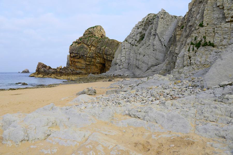 Flysch Coast near Liencres