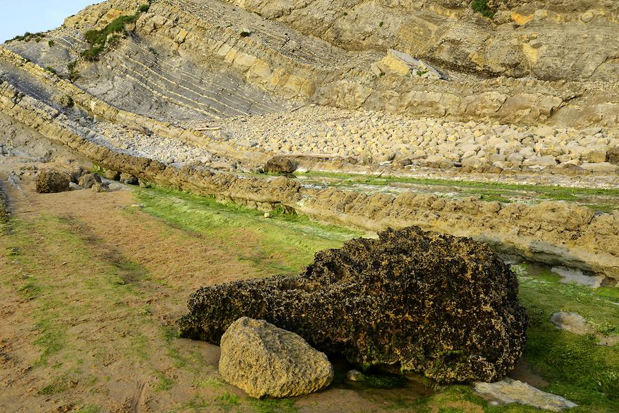 Flysch Coast near Liencres