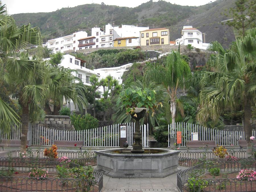 Garachico - Plaza Juan Gonzalez de la Torre -Parque de la Puerta de Tierra