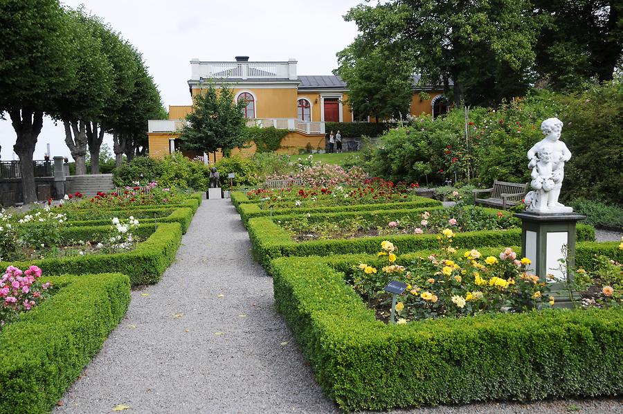 Skansen - Rose Garden