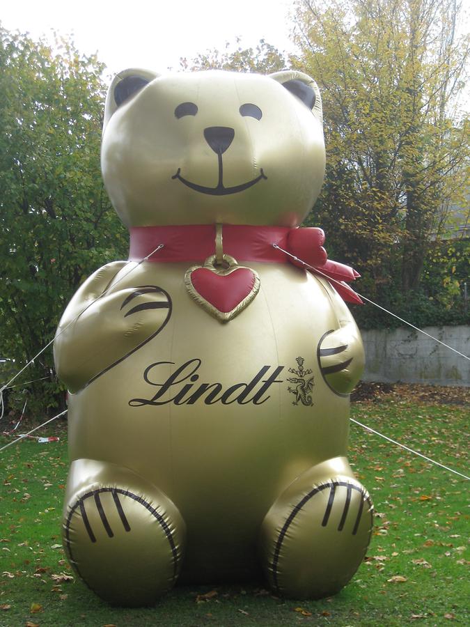 Kilchberg - Lindt-Weihnachtsmarkt - Bär