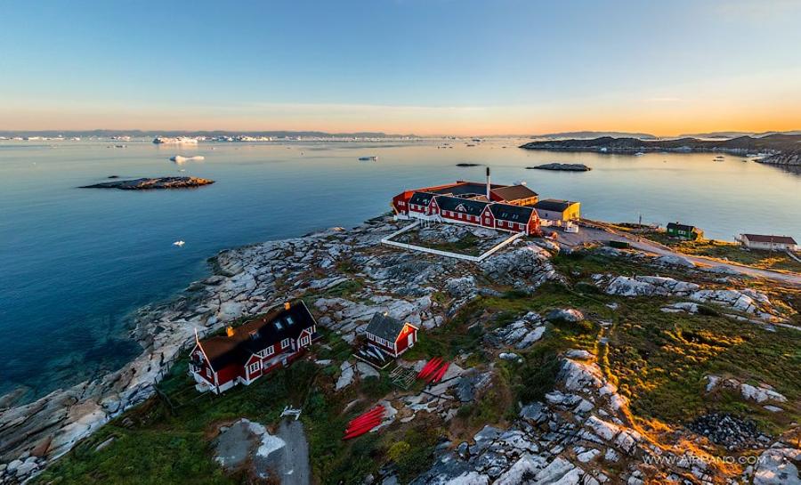 Ilulissat, or Jakobshavn town