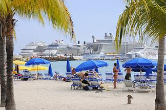 Philipsburg - Cruise Ships