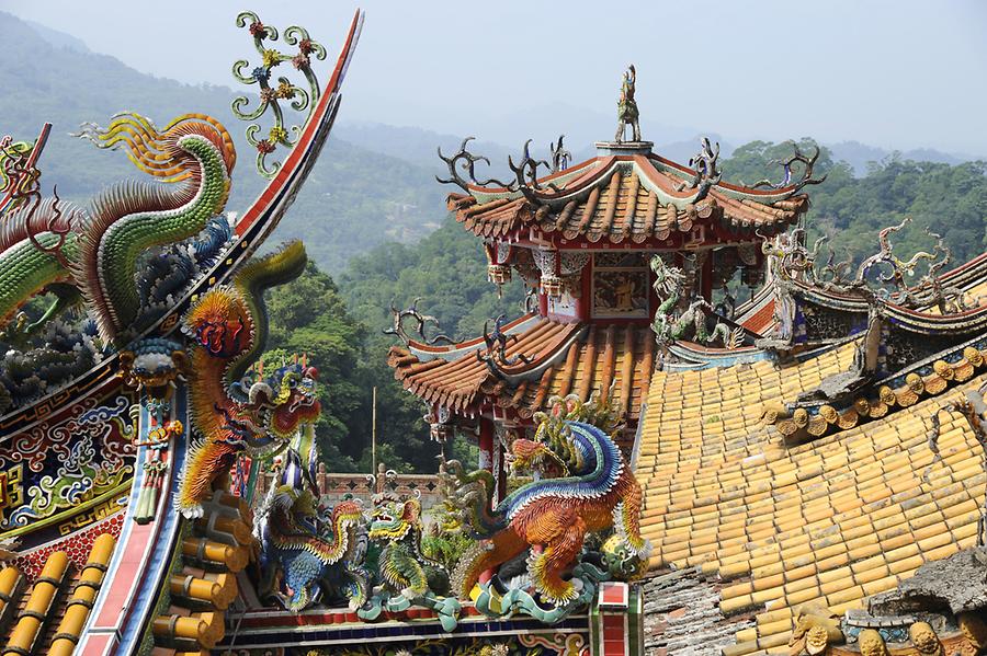 Roof Ridges Chüanhuatang Shihtoushan