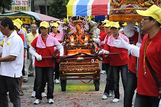 Temple Festival Sedan (2)