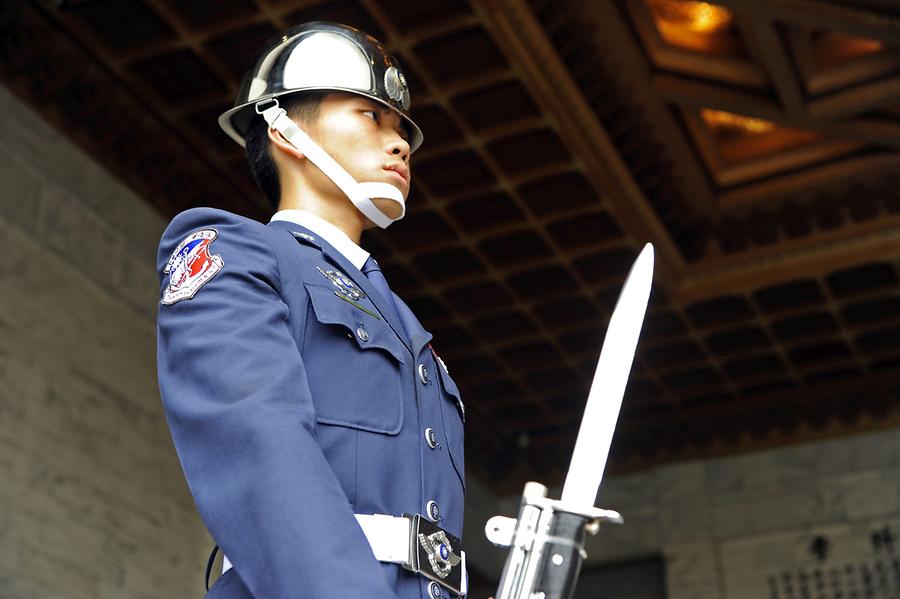 Chiang Kai-shek, Guard of Honor