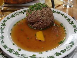 Leberknödelsuppe