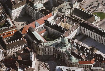 Alfred Havlicek_Hofburg_Josefsplatz.jpg