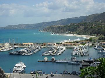 Calabria - Tropea Harbour, Photo: T. Högg