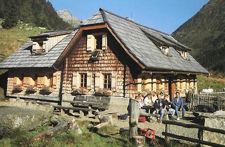 Auf der Funklhütte im Eselsberggraben wird Tradition noch hochgehalten.