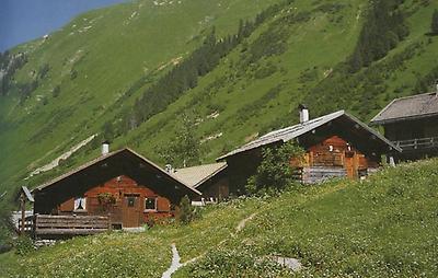 Das größte Almdorf Tirols. Nur mehr wenige Hütten werden auf der Fallerschein-Alpe landwirtschaftlich genutzt