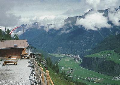 Von der Poll-Alm überblickt man das mittlere Ötztal.