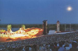 Zählen inzwischen mehr als 220.000 Besucher jährlich und sind zu einem 'Mekka der Operette' herangreift: die Seefestspiele in Mörbisch