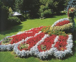 Alle öffentlichen Plätze prangen in Mönichwald im Blumenschmuck.