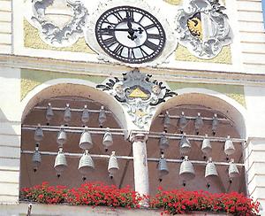 Das Glockenspiel am Gmundener Rathaus