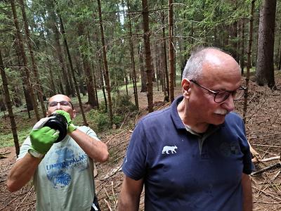 Florian (links) und Markus Rudolf kühlen ihre Systeme runter.