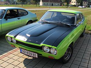 Ford Capri Mk 1 im Jagdflugzeug-Look: Gelb mit mattschwarzer Haube. (Foto: Martin Krusche)