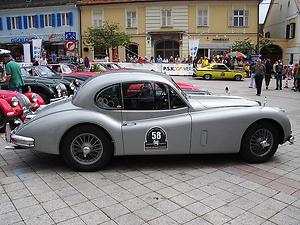 Selten und eher zickig, naja, sagen wir: spröde: Jaguar XK 140 Fixed Head Coupé – (Foto: Martin Krusche)