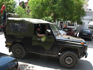 G-Wagen im kosovarischen Mitrovica. (Foto: Martin Krusche)