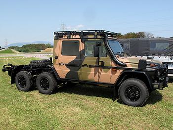 Wohin es geführt hat: Mit dem G-Wagen in der 6x6-Version wurde eine Landrover-Flotte der australischen Armee abgelöst, aber selbst dieser riesige Brocken fand auch ins Privatleben – (Foto: Martin Krusche)