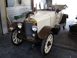 Der Puch Alpenwagen von 1919 mit dem damals modischen Spitzkühler. (Foto: Martin Krusche)