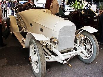 Torpedo pur: der Austro-Daimler Prinz Heinrich-Wagen von 1910, ein Spitzenprofukt seiner Zeit. (Foto: Brian Snelson, CC BY 2.0)