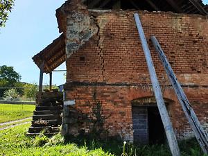 Funde: ein ansehnliches Architekturbeispiel als Ruine.