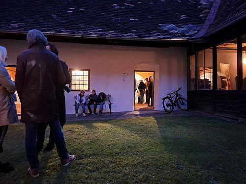 Wir pendeln zwischen Realraum und Cyberspace.