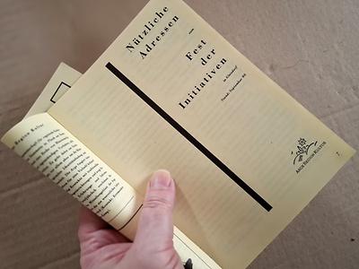 Kontaktdaten in Zeiten ohne Internet.