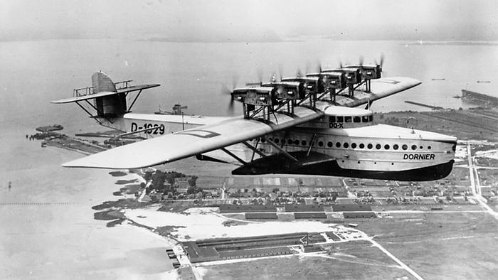 ‎Die Dornier Do X 1931 über New York. (Foto: Public Domain).