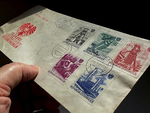 Sondermarken auf einem Ersttagbrief aus dem Jahr 1961 (Foto: Martin Krusche)