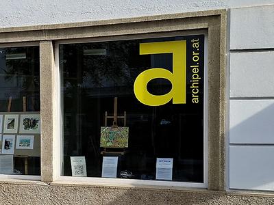 Das Fenster in Gleisdorfs Bürgergasse.