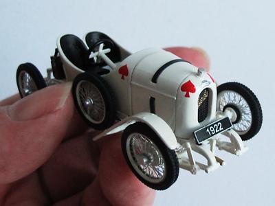 Austro Daimler ADS R „Sascha“ in 1:43.