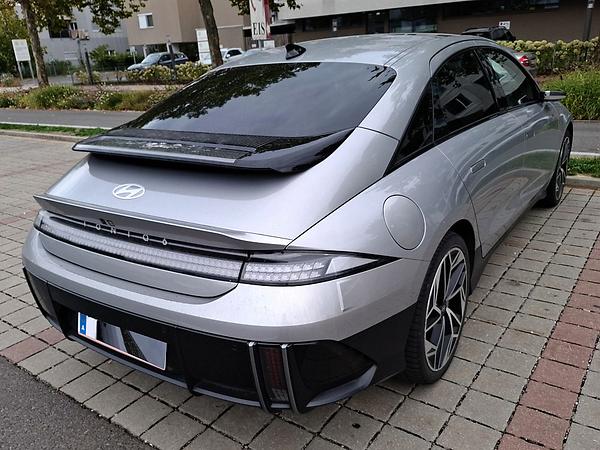 Für einen guten cW-Wert spielt das Heck eine größere Rolle als der Bug.