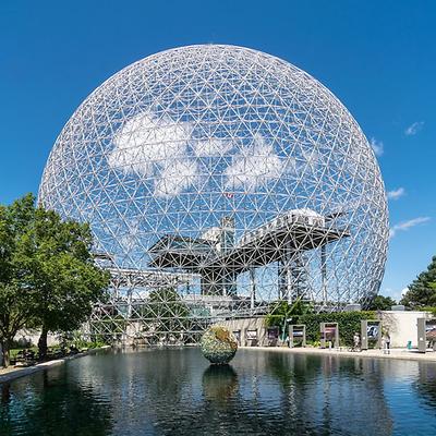 Biosphäre Montreal („Geodesic dome designed by Buckminster Fuller at the Montreal Biosphere museum, Foto: Ralf Roletschek, GNU FDL)