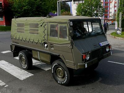 Wie der Haflinger: Zentralrohrrahmen und Pendelachsen..